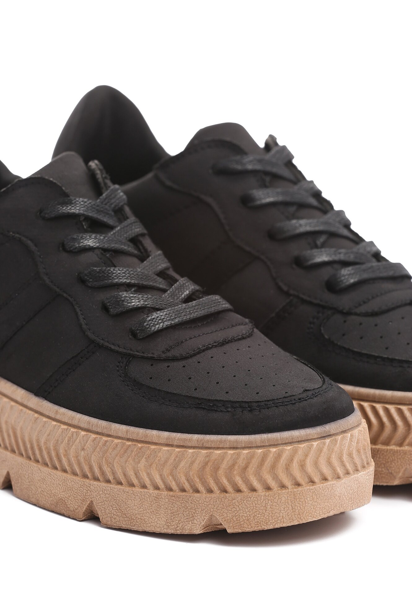 Czarne Sneakersy na Grubej Podeszwie z Tłoczeniami Try to Forget