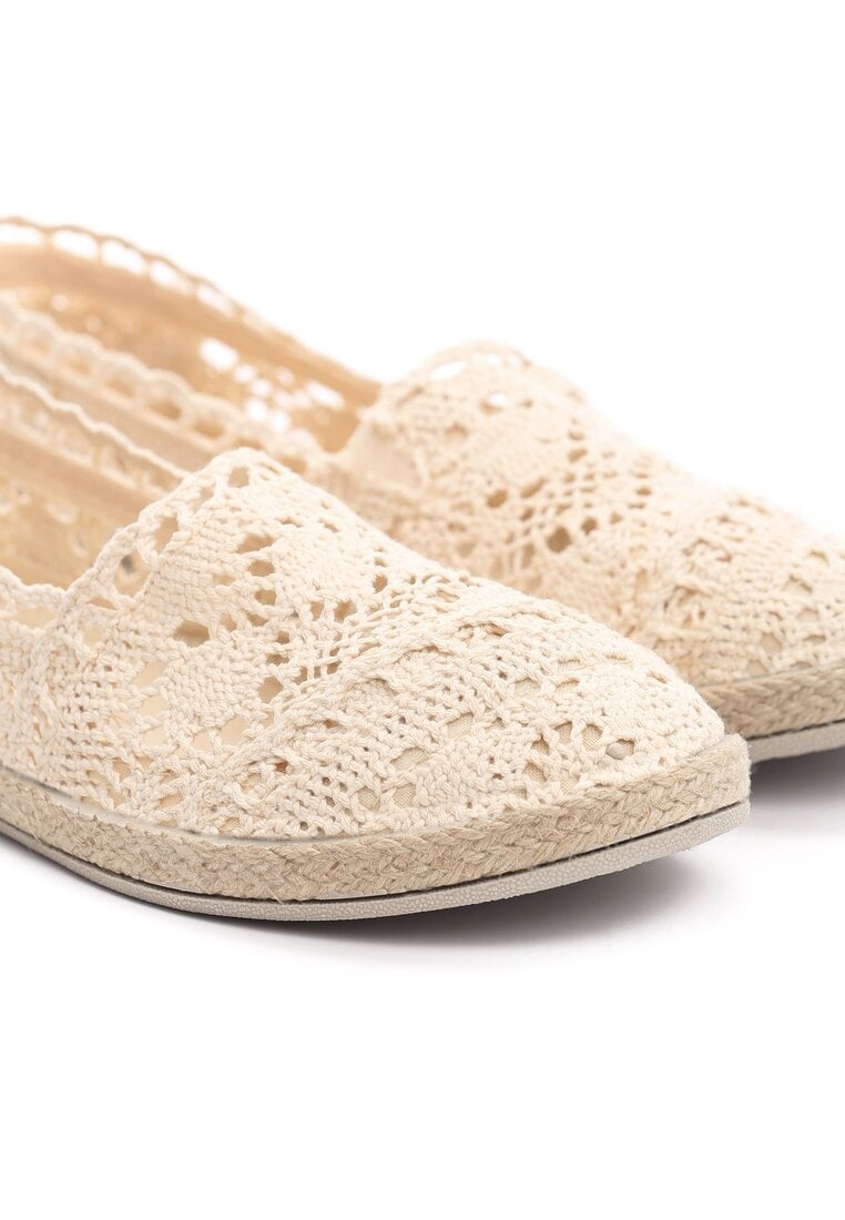 Bézs színűek espadrilles