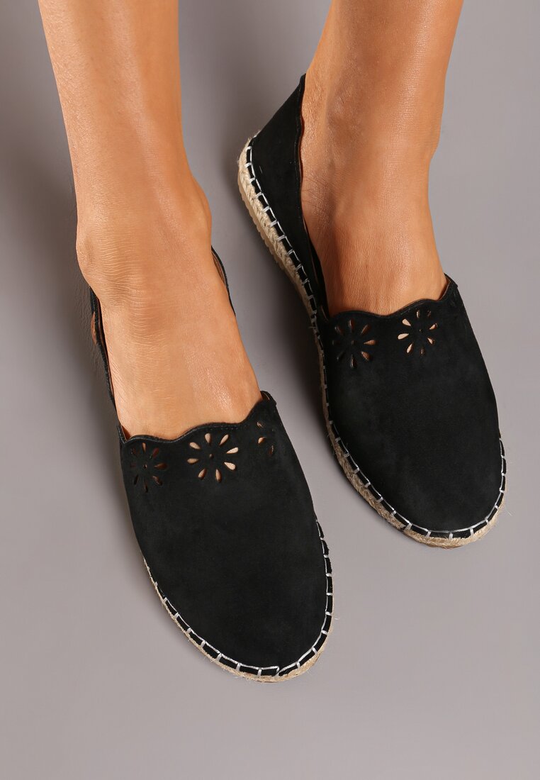 Czarne Espadryle Undefeatability