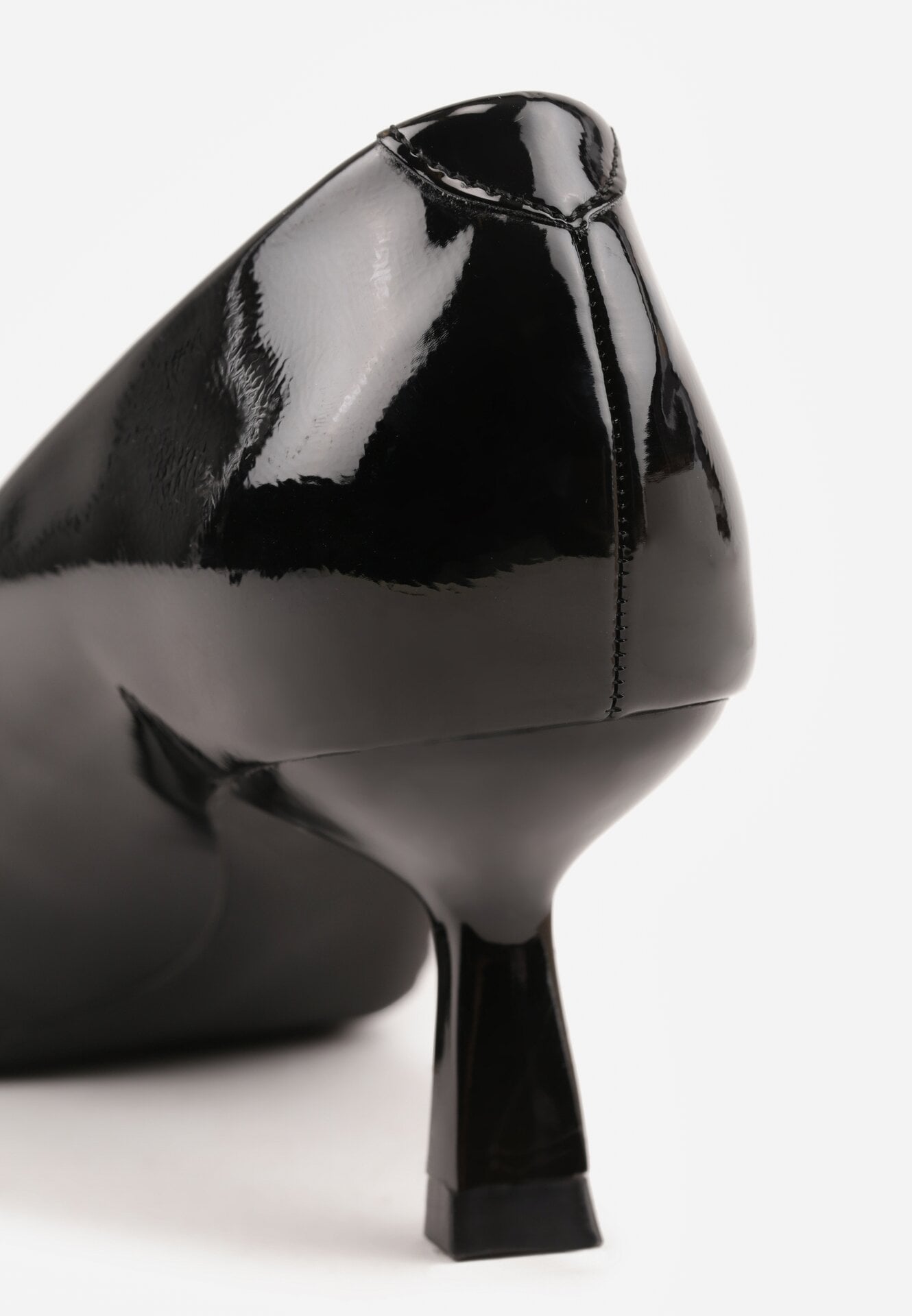 Pantofi cu toc Negri