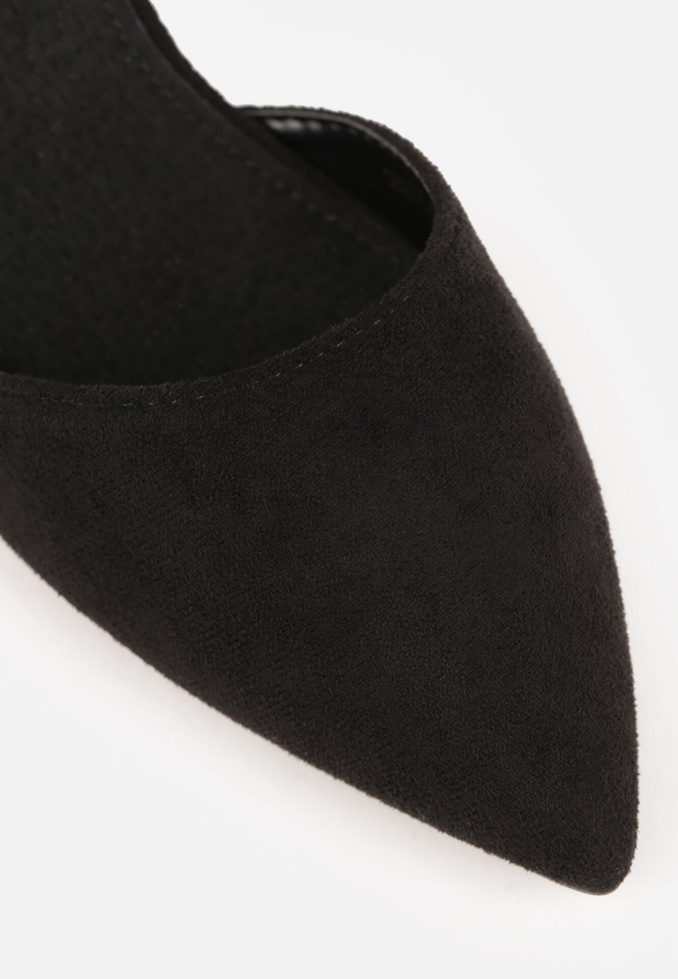 Czarne Czółenka na Obcasie Vices ze Skórzaną Wkładką i Ozdobnym Paskiem Nurisella