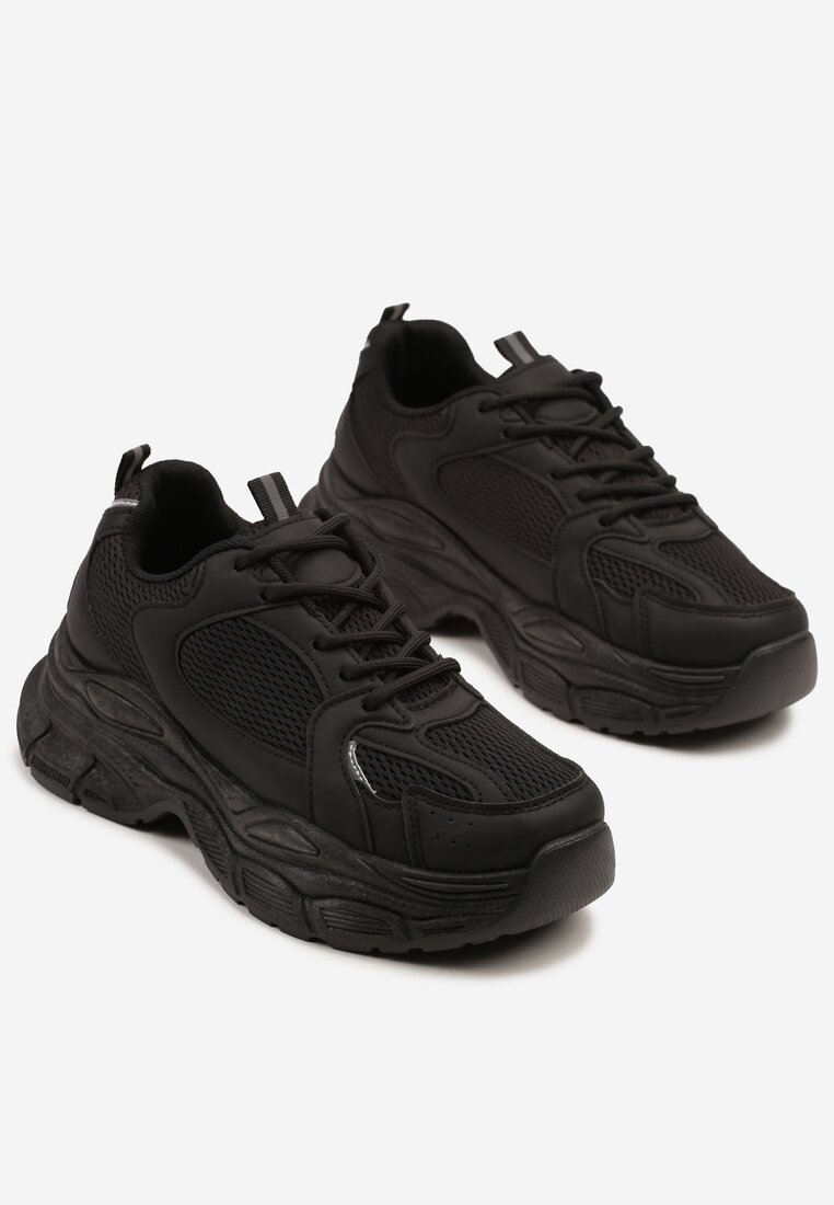Czarne Sneakersy Vices na Grubej Podeszwie z Tłoczeniami Nativine