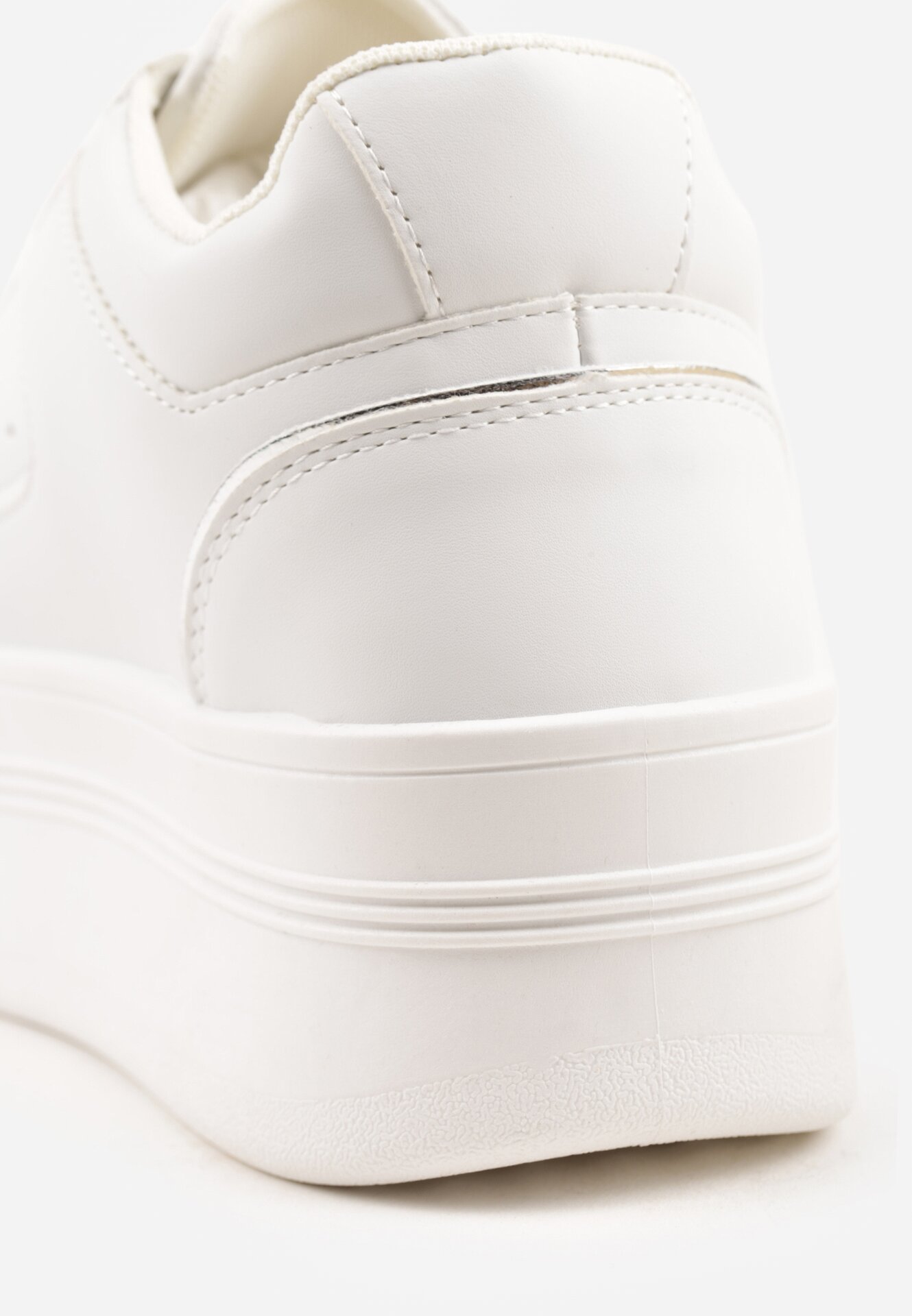 Sneakers Alb cu argintiu