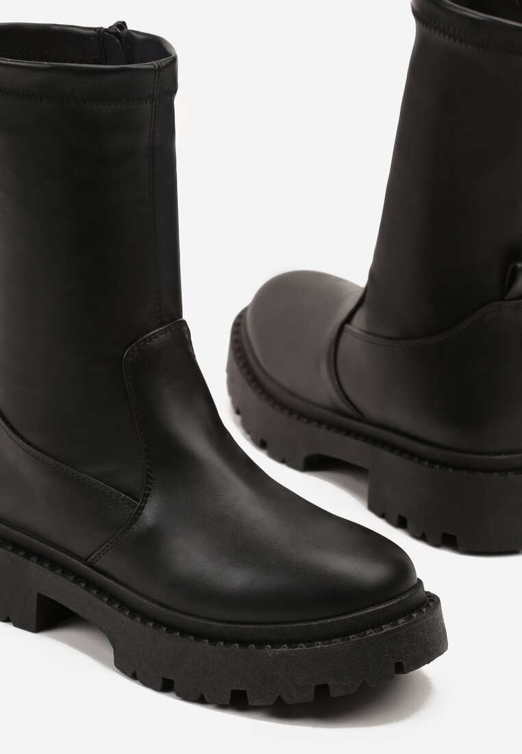 Czarne Botki Vices z Dopasowaną Cholewką w Stylu Grunge Xillie