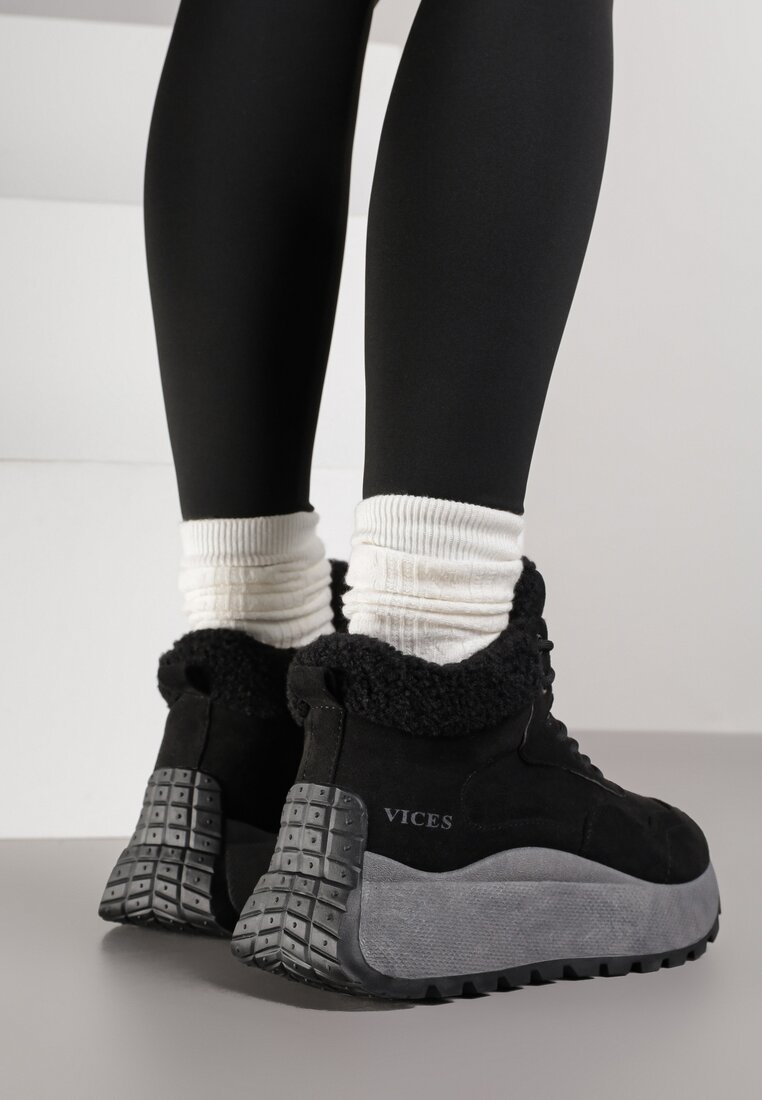 Czarne Sneakersy Śniegowce Vices na Grubej Podeszwie Ozdobione Futerkiem i Napisem Nelinena