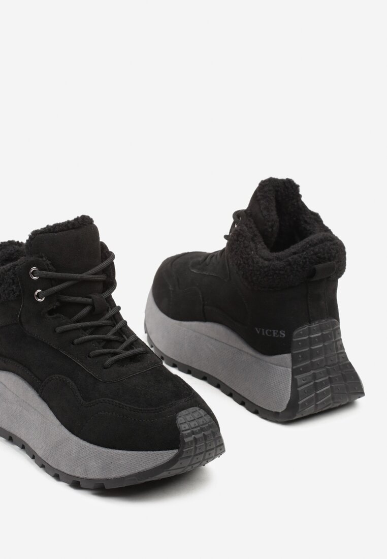 Czarne Sneakersy Śniegowce Vices na Grubej Podeszwie Ozdobione Futerkiem i Napisem Nelinena