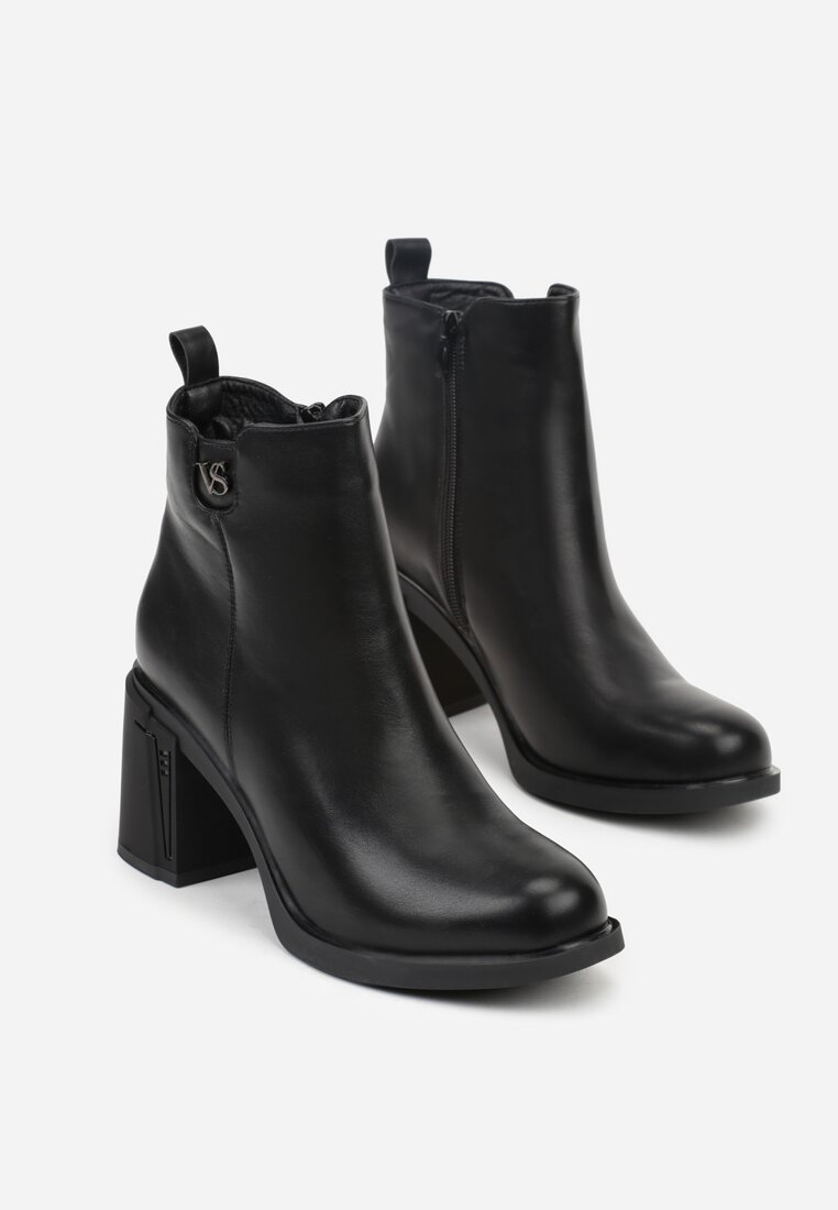 Botine Negre