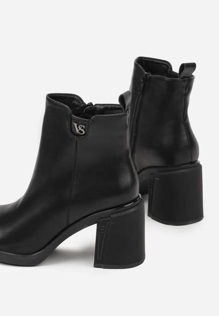 Botine Negre