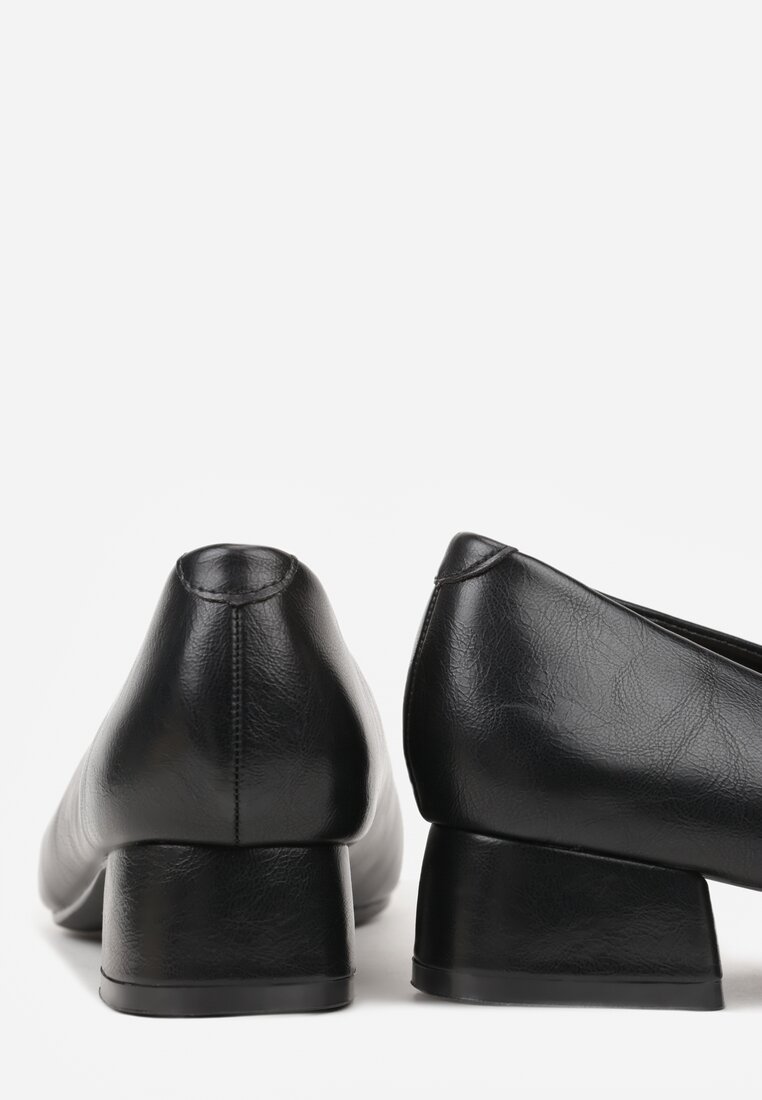 Pantofi cu toc Negri