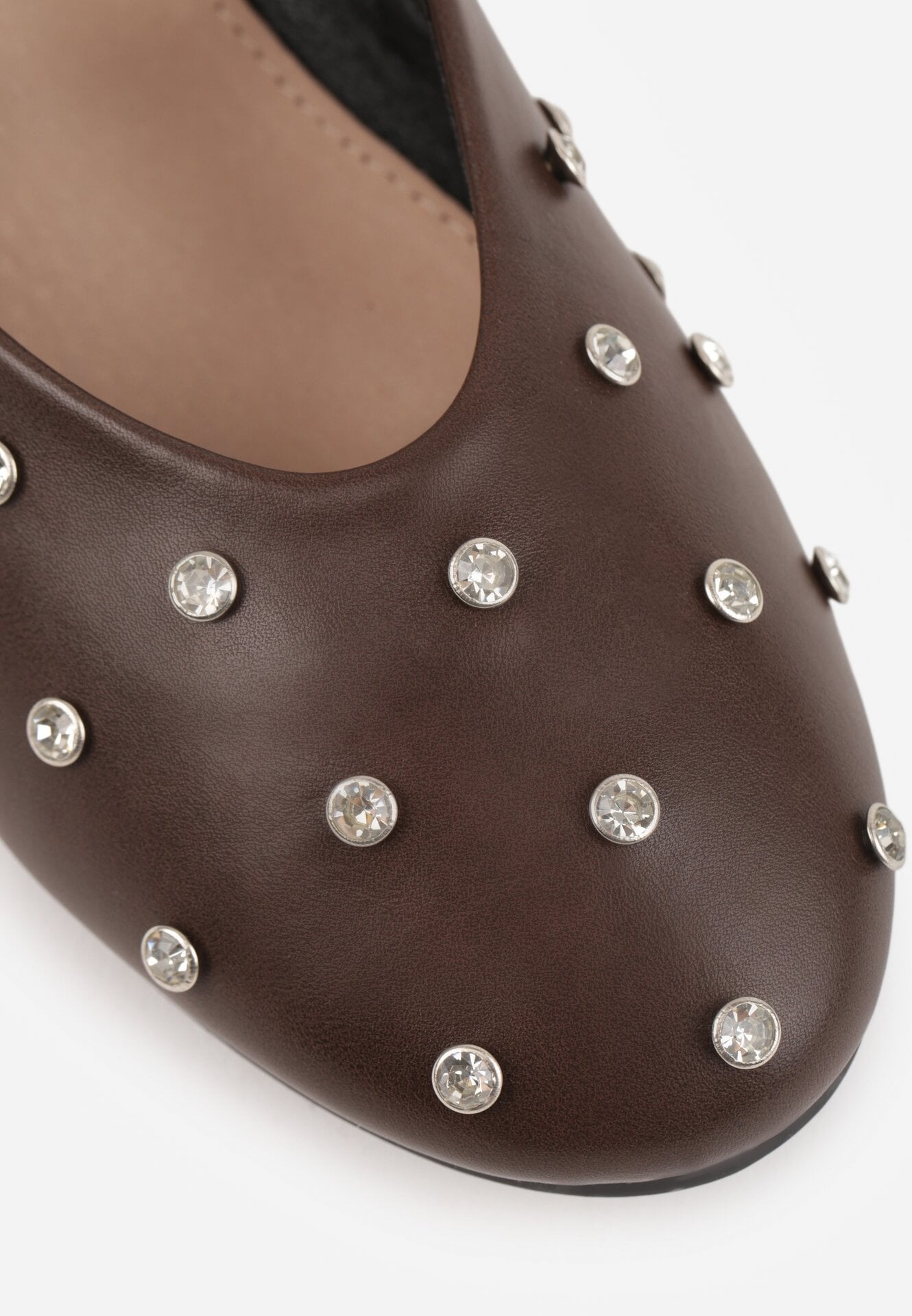 Brązowe Balerinki Vices z Ćwiekami Paskiem z Klamerką i Skórzaną Wkładką Riletra