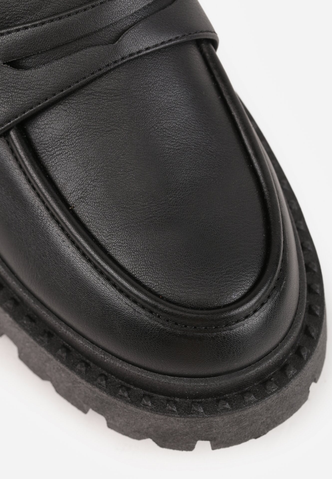 Czarne Mokasyny Vices na Grubej Podeszwie Viara