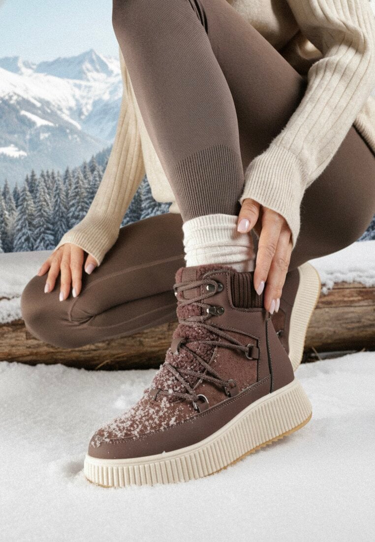 Brązowe Płaskie Śniegowce Trapery Vices na Grubej Tłoczonej Podeszwie Gelena