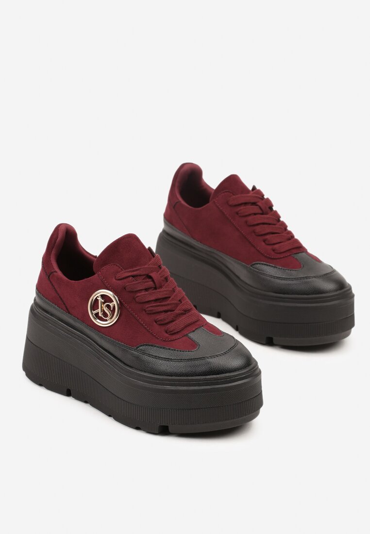 Bordowe Sneakersy Vices na Platformie Zdobione Okrągłą Aplikacją Wodvire