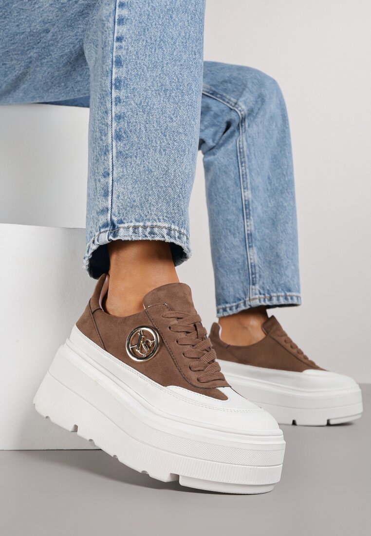 Brązowo-Białe Sneakersy Vices na Platformie Zdobione Okrągłą Aplikacją Wodvire