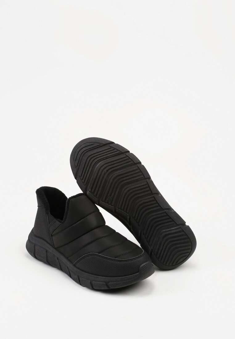 Czarne Pikowane Sneakersy na Grubej Tłoczonej Platformie Verta