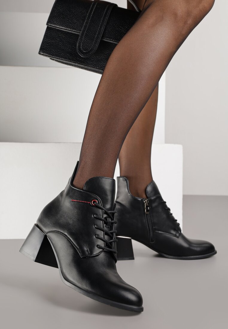 Botine Negre