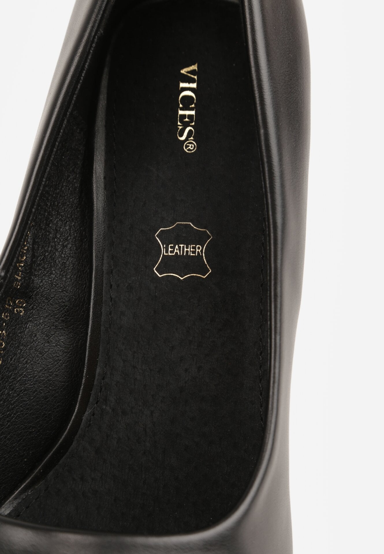 Pantofi cu toc Negri