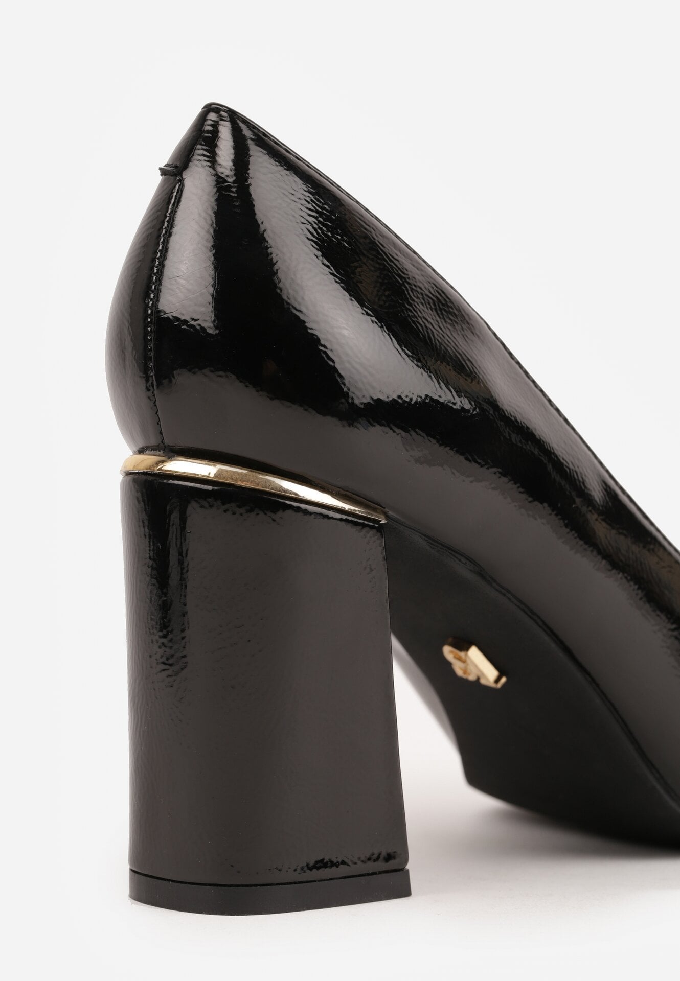 Czarne Lakierowane Czółenka Vices na Geometrycznym Obcasie ze Skórzaną Wkładką Midvire