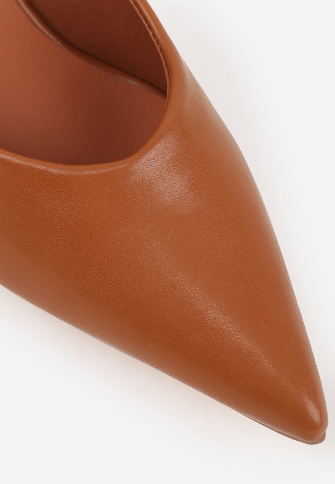 Brązowe Czółenka Vices na Kaczuszce z Wkładką ze Skóry Naturalnej Amorrise