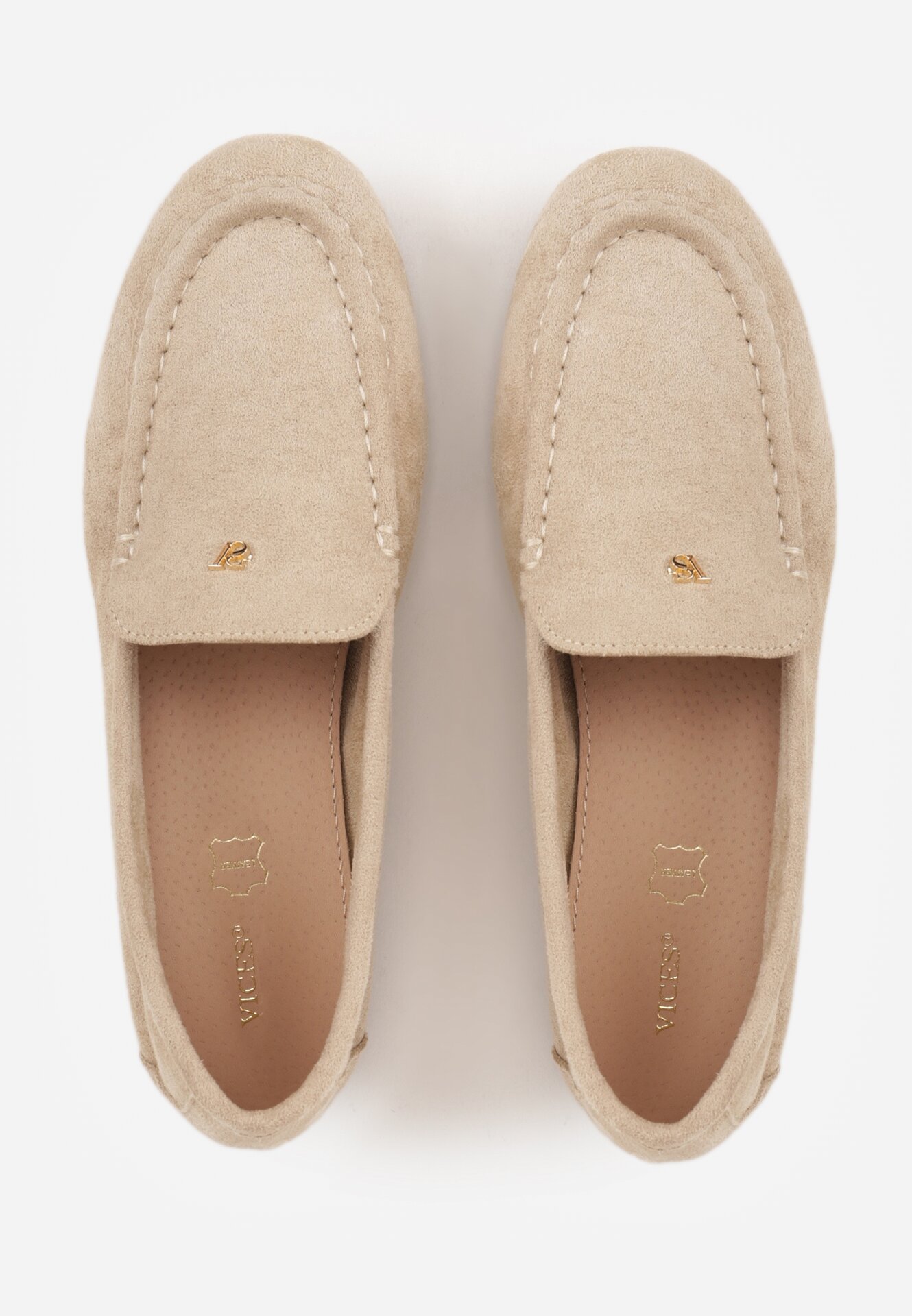 Jasnobeżowe Mokasyny VICES ze Skórzaną Wkładką i Metalową Ozdobą Aquilin