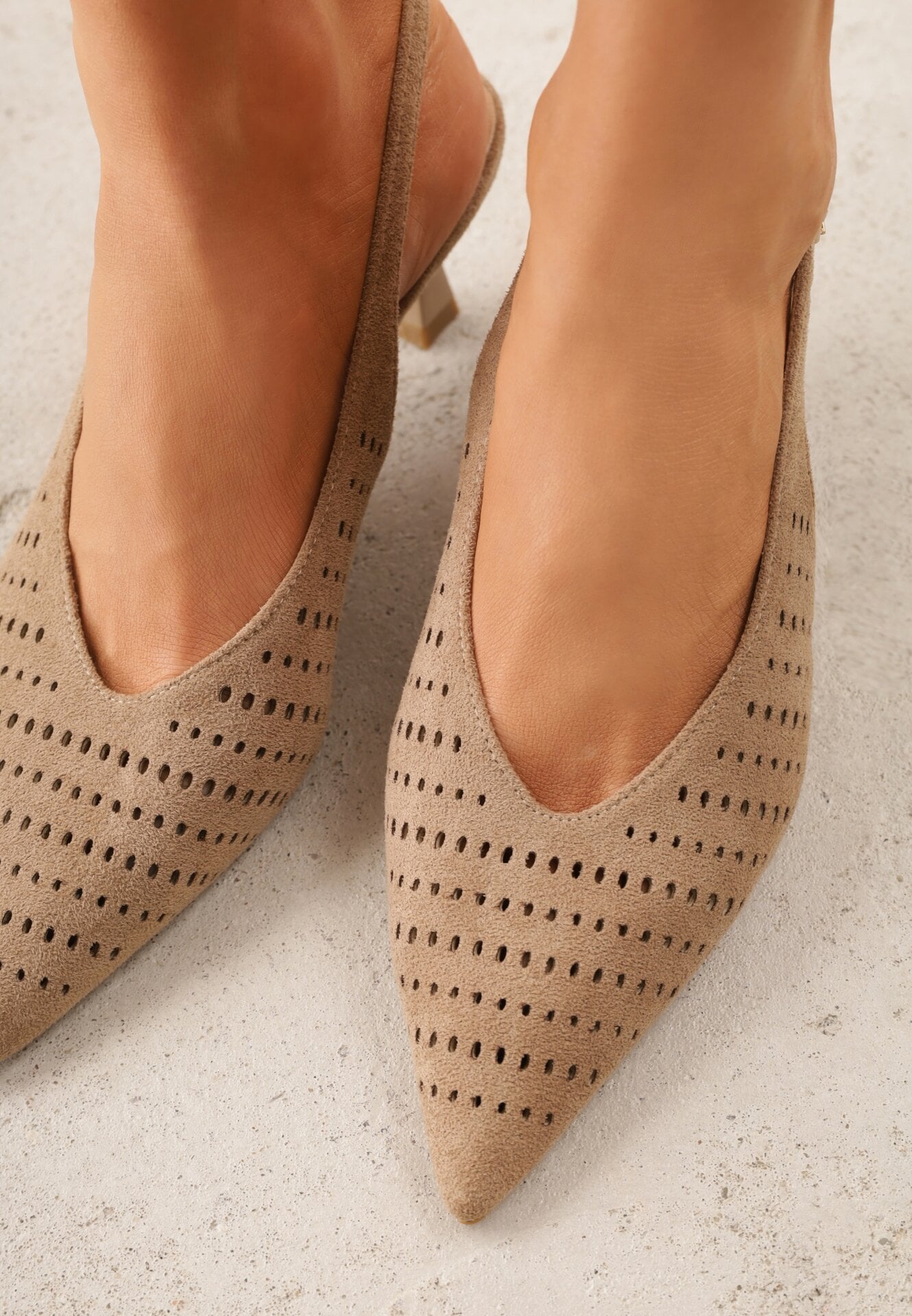 Pantofi cu toc Bej închis