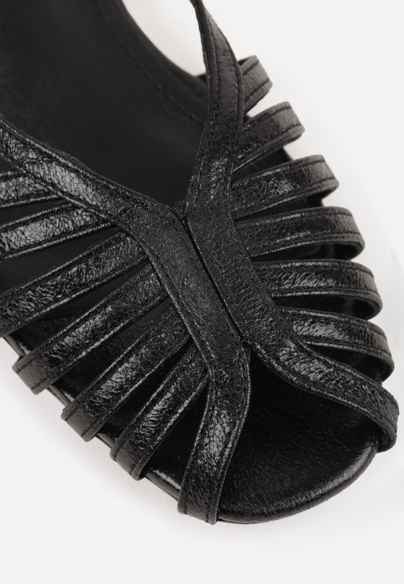 Czarne Płaskie Sandały VICES z Cienkimi Paseczkami i Otwartym Noskiem Iphadora