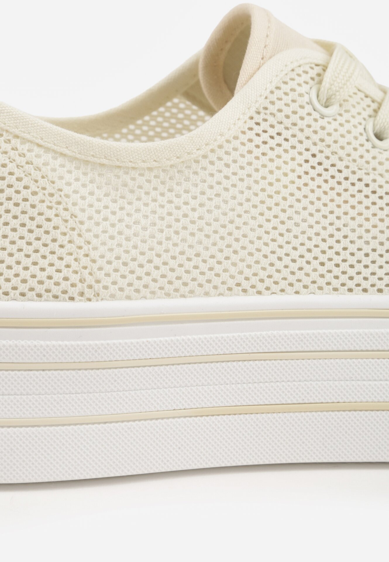 Teniși înalți Bej