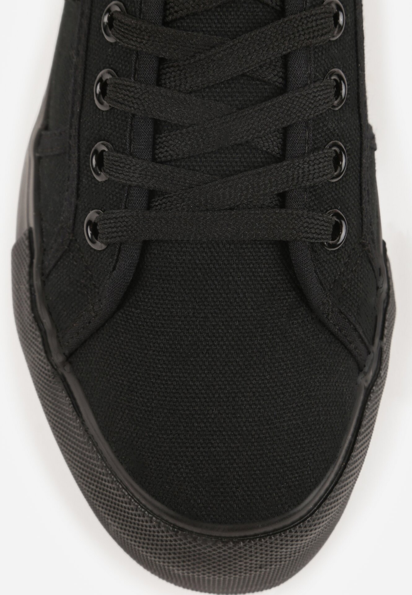 Teniși înalți Negri