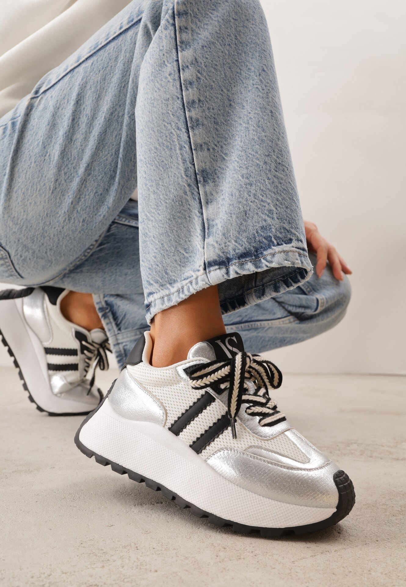 Srebrne Sneakersy VICES w Stylu Streetwearowym na Grubej Podeszwie Ilinatea