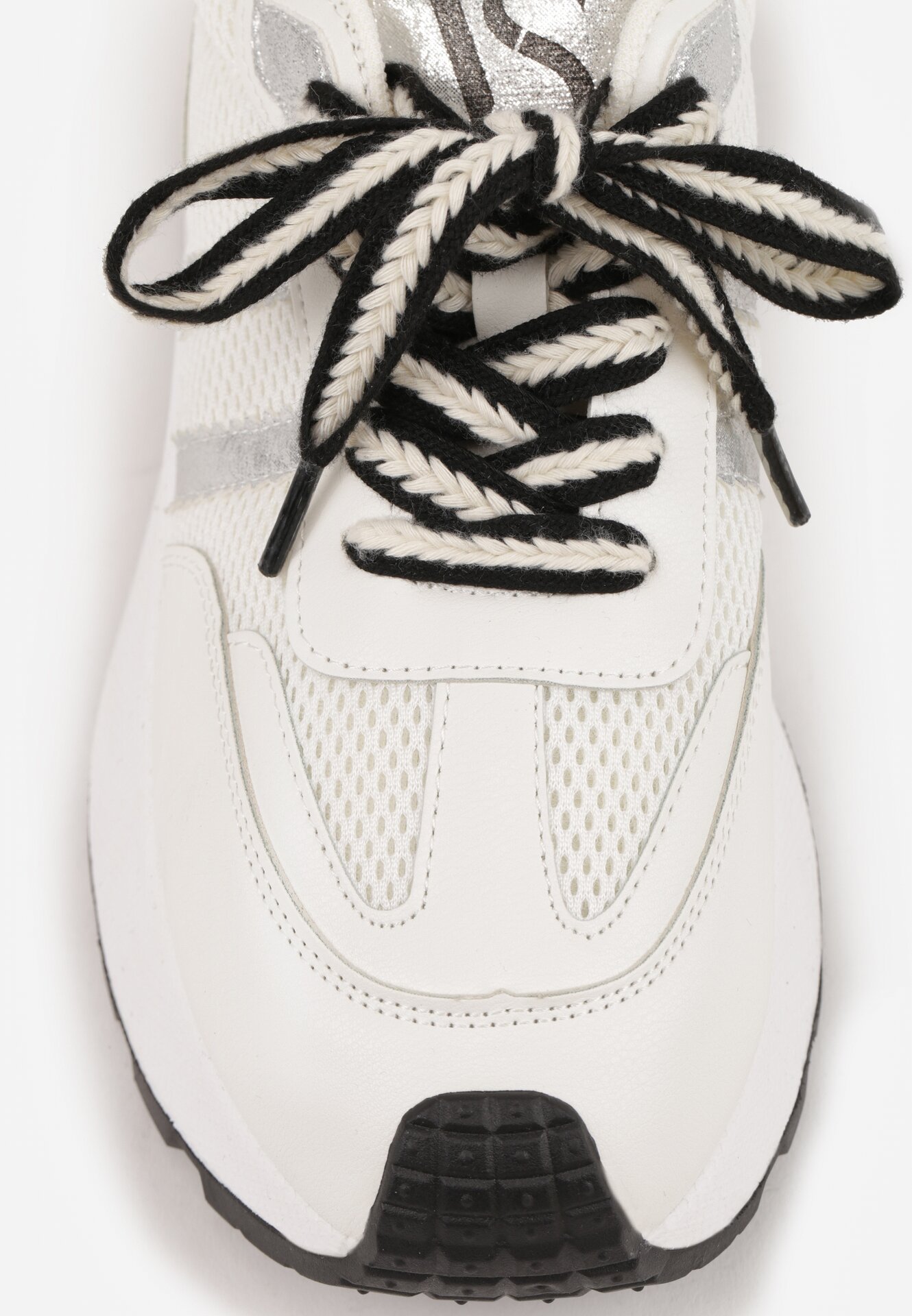 Białe Sneakersy VICES w Stylu Streetwearowym na Grubej Podeszwie Ilinatea