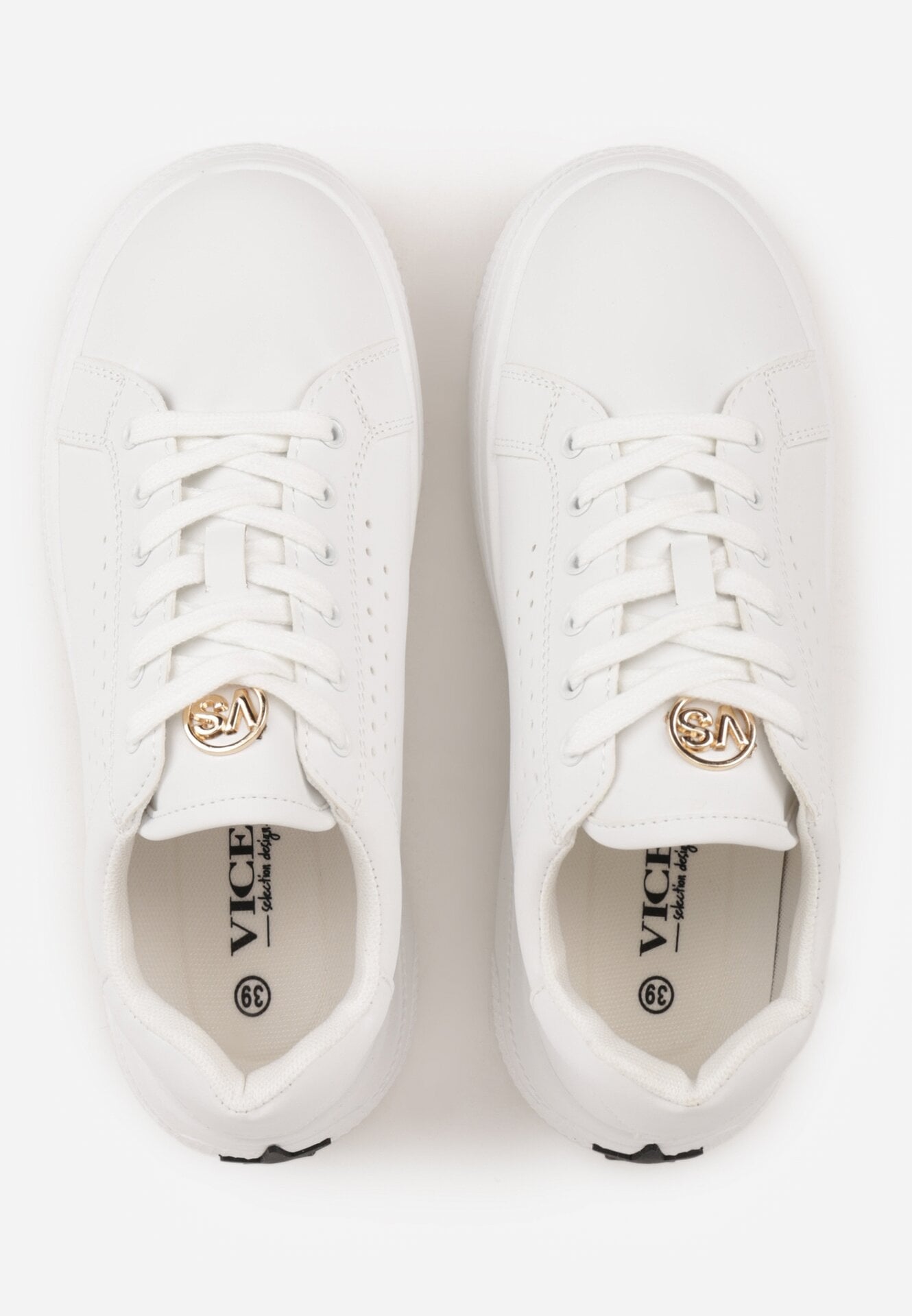 Białe Sneakersy VICES z Metaliczną Wstawką Perforacją i Gwiazdą Edanatia