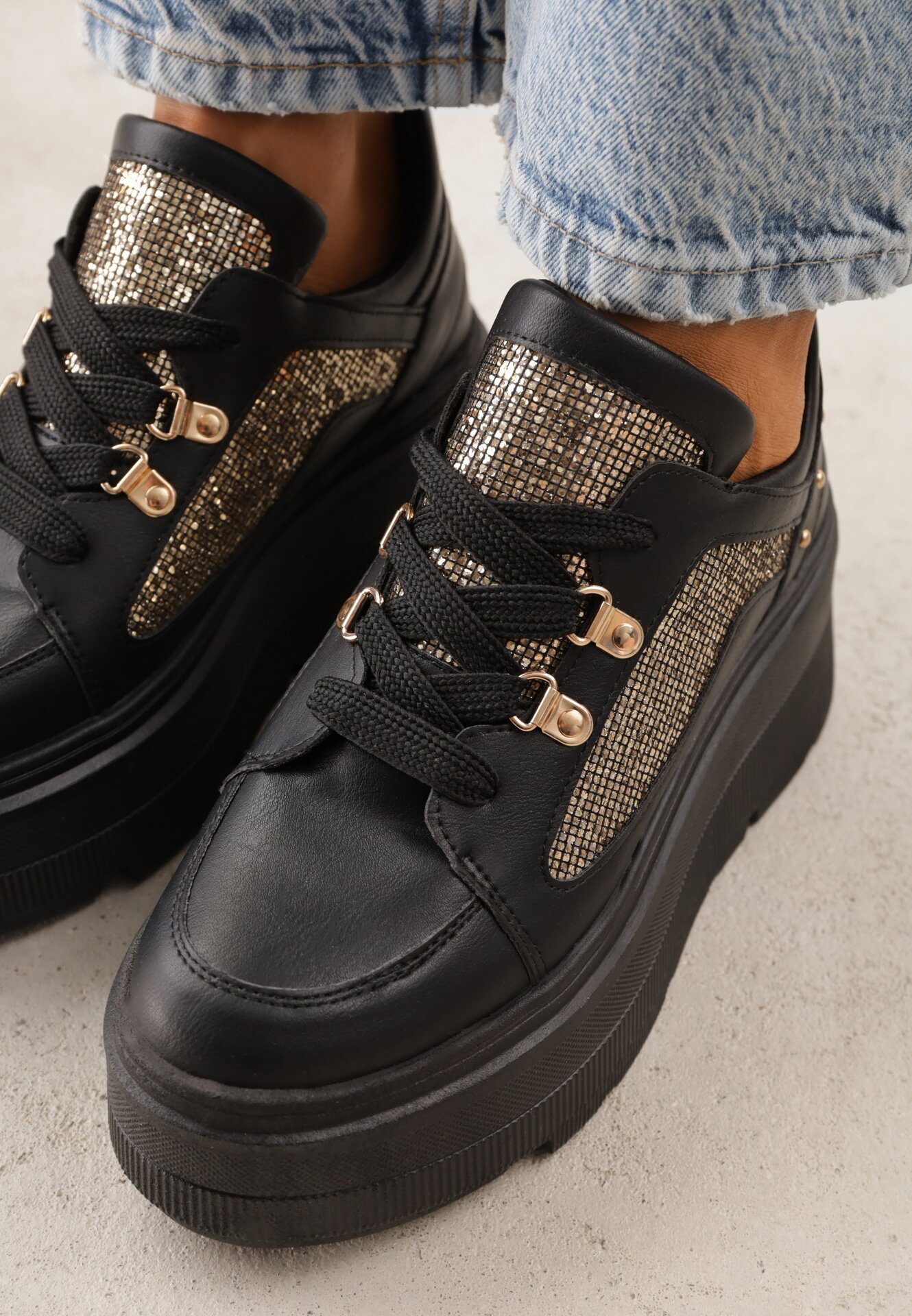 Czarne Sneakersy VICES na Koturnie z Brokatem Elanatale