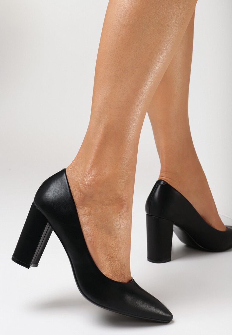 Pantofi cu toc Negri