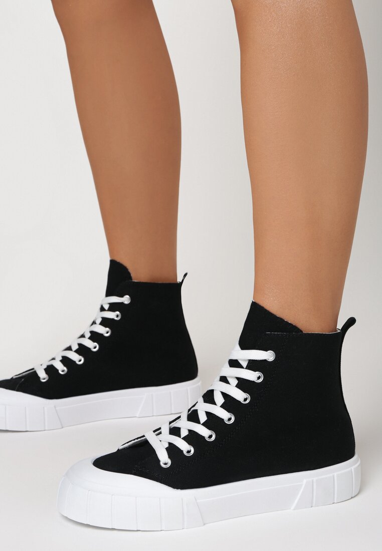 Tenisi Negri Nemadia