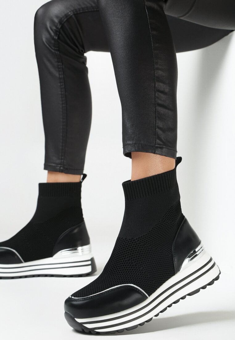 Botine Negre