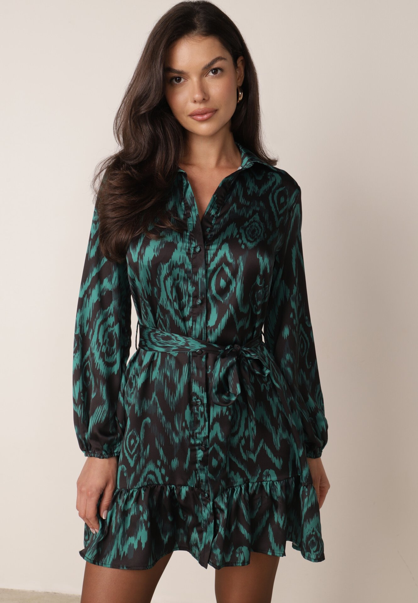 Rochie Verde Tip Cămașă cu Curea Legată și Volane Magdalina