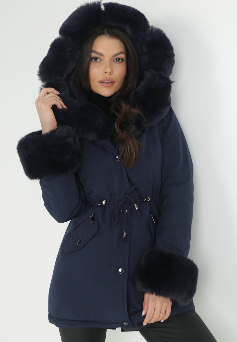 Geacă Parka Bleumarin cu Glugă și Inserții de Blană Caranze