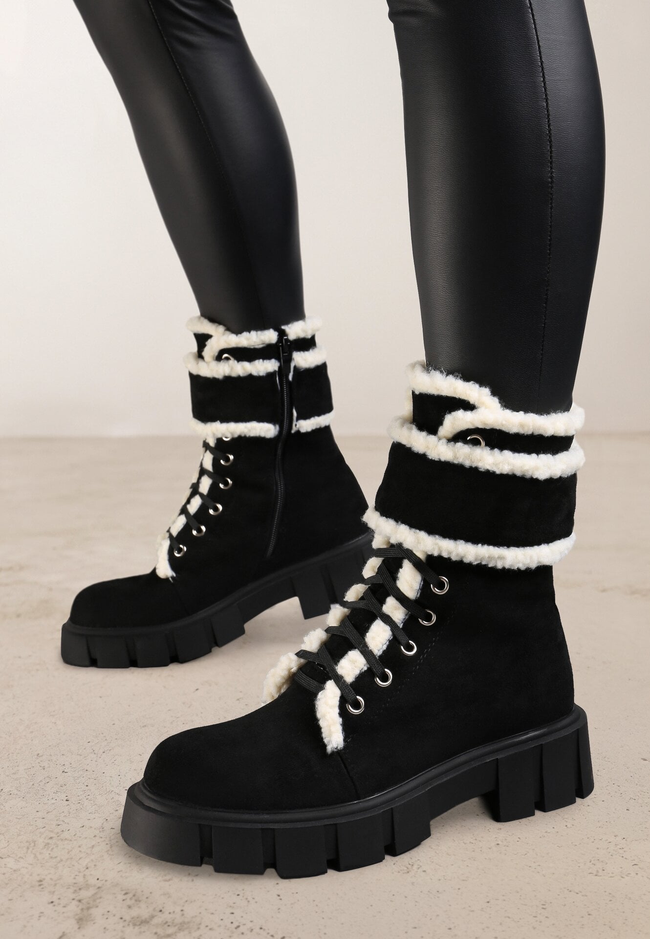 Botine Negre Worker cu Blană Kyame
