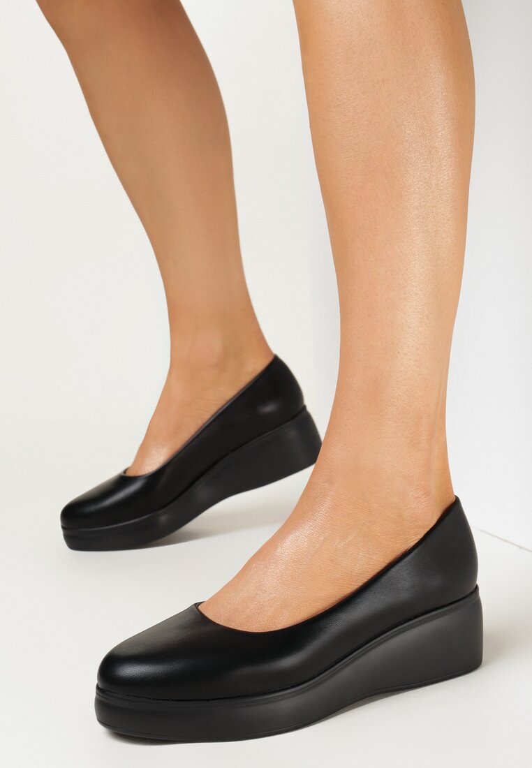 Pantofi cu toc Negri