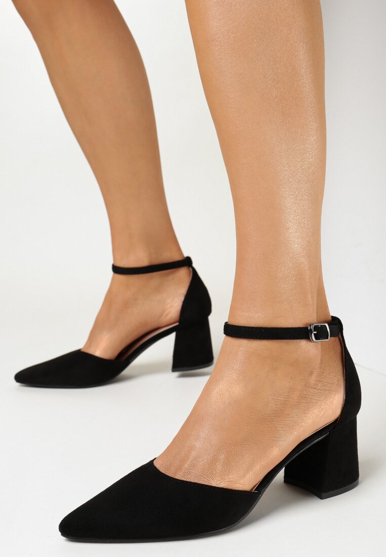 Pantofi cu toc Negri