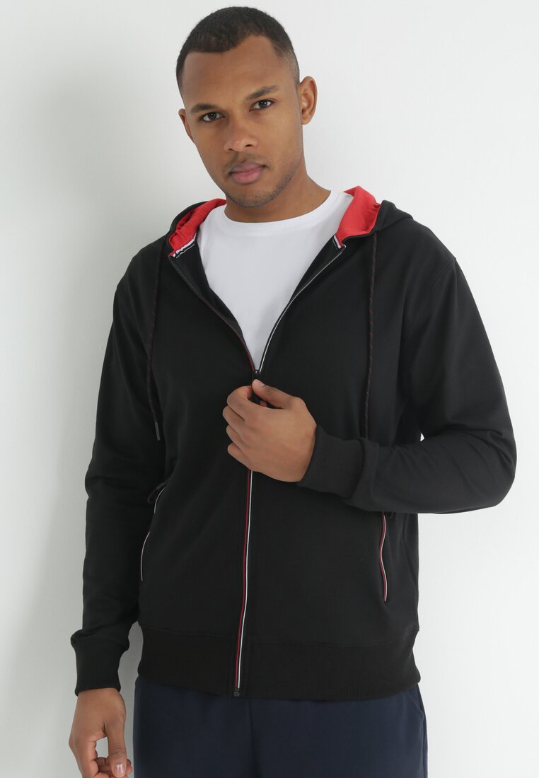 Bluză Neagră Cu fermoar Cu glugă și cu manșete elastice Acatria