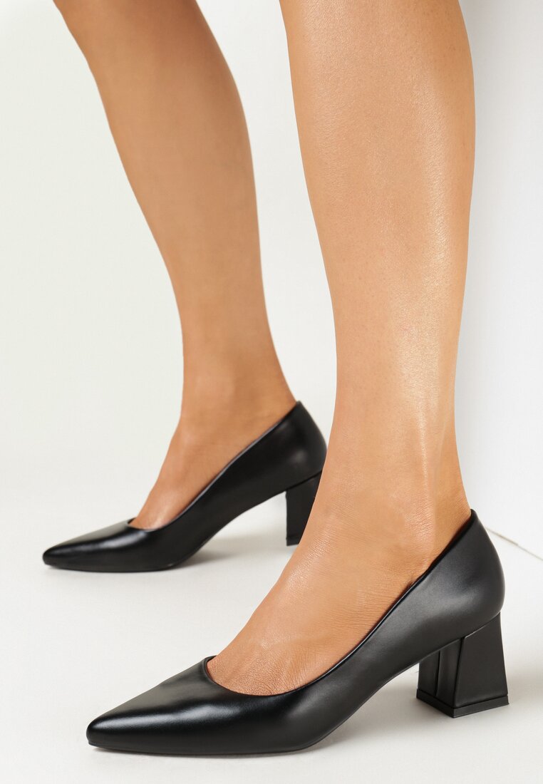 Pantofi cu toc Negri