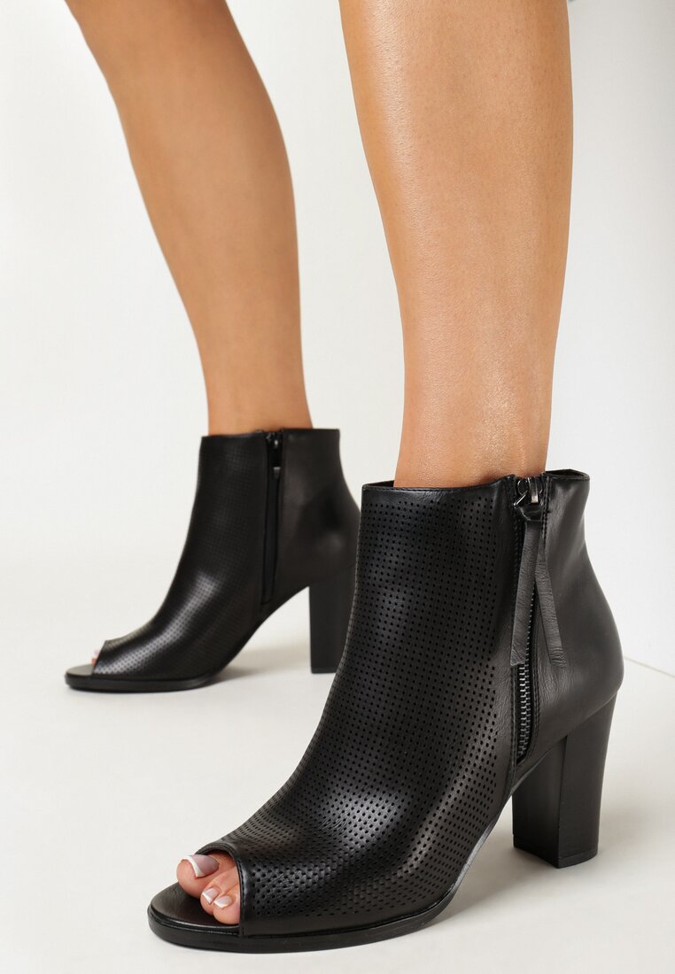 Botine Negre