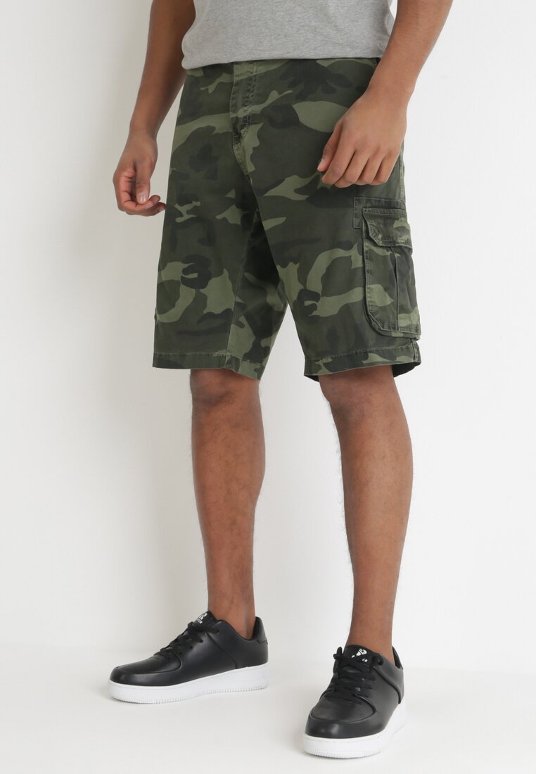 Pantaloni scurți Verde închis