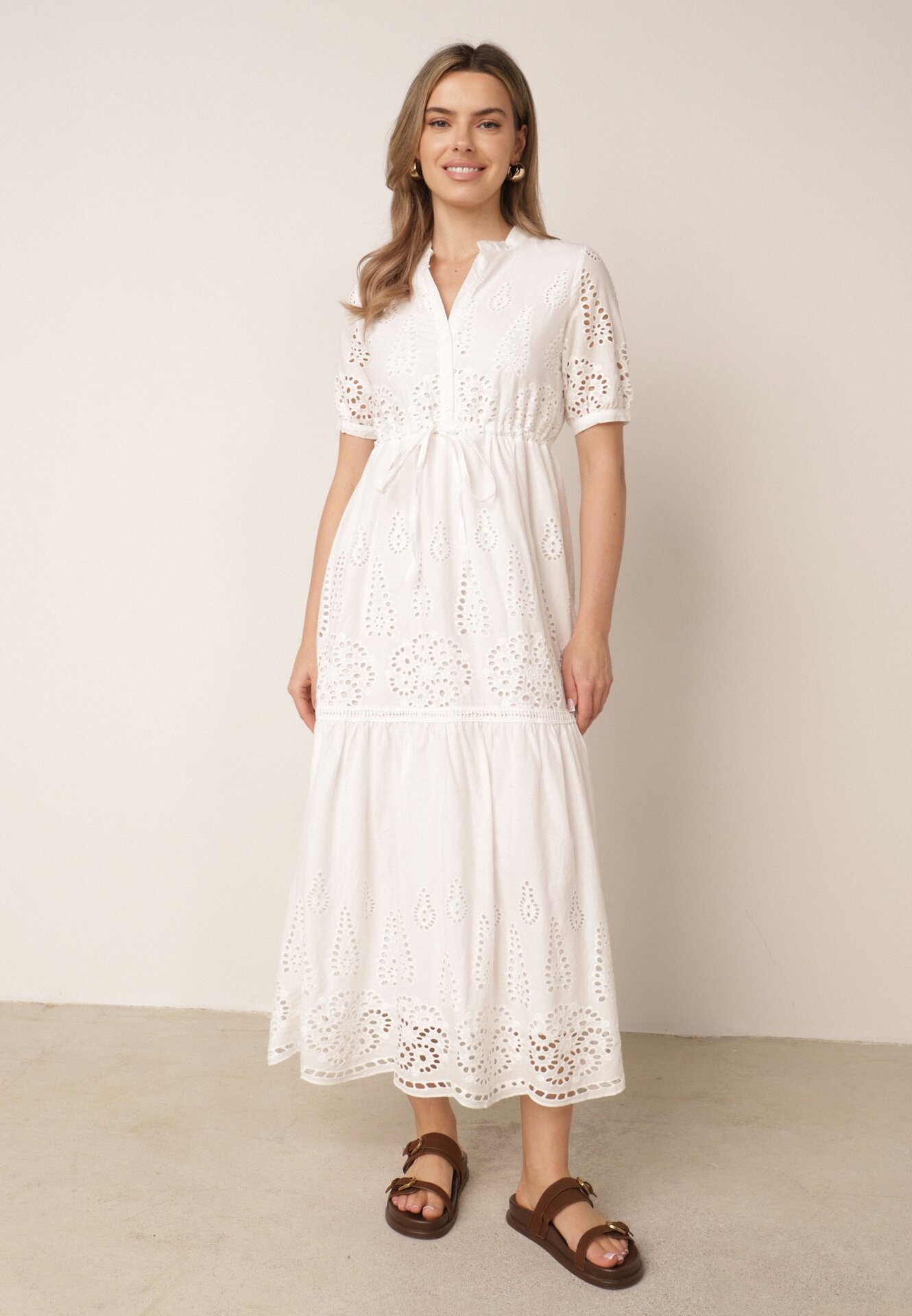 Rochie Albă Brodată Maxi cu șnur în talie Erlina