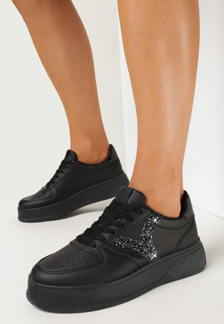 Sneakers Negri pe Talpă Groasă cu Perforații și Sclipici Persessa