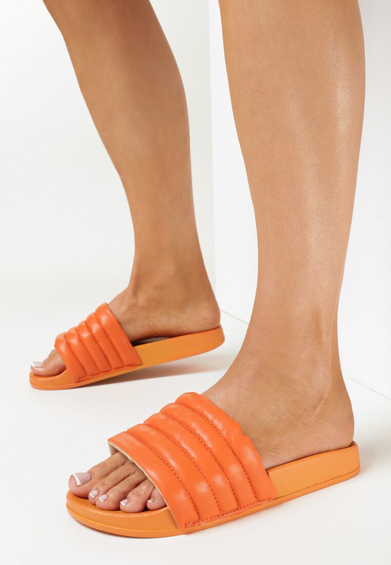Papuci Portocalii