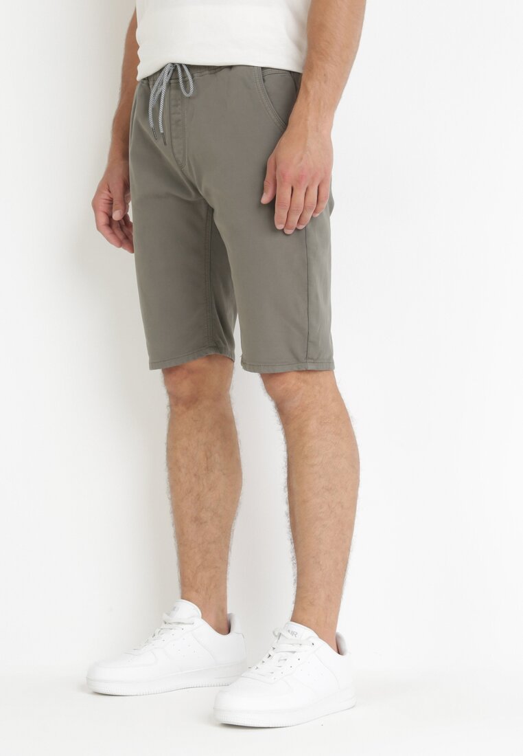 Pantaloni scurți Verde închis