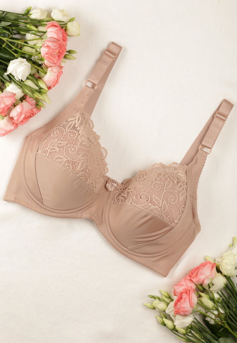 Sutien Bej închis