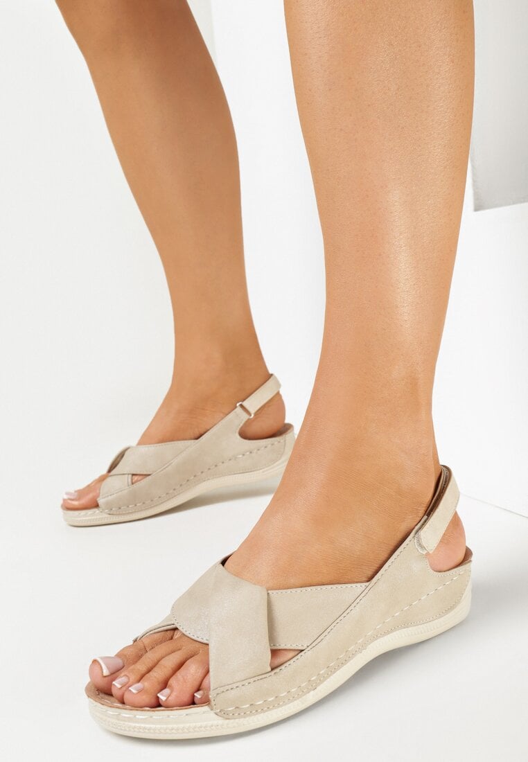 Sandale Bej Sclipitoare cu platformă cu curea la călcâi Heloitta